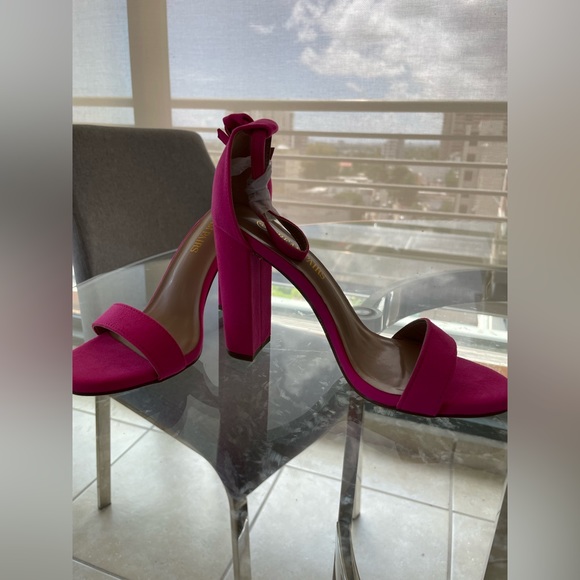 fuchsia heeled sandals - Picture 3 of 6